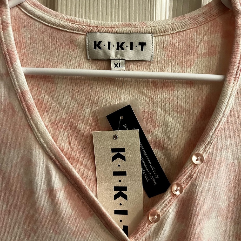 KIKIT~PINK MARBLED BLOUSE~NWT~XL - Picture 2 of 13